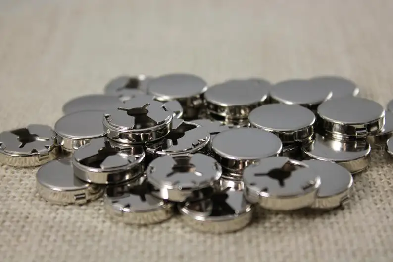 Round locking customised size Brass Button Cover Findings