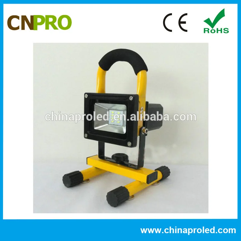 Высокое качество наружного использования 10 Вт перезаряжаемый светодиодный прожектор AC100-240V 2 года гарантии