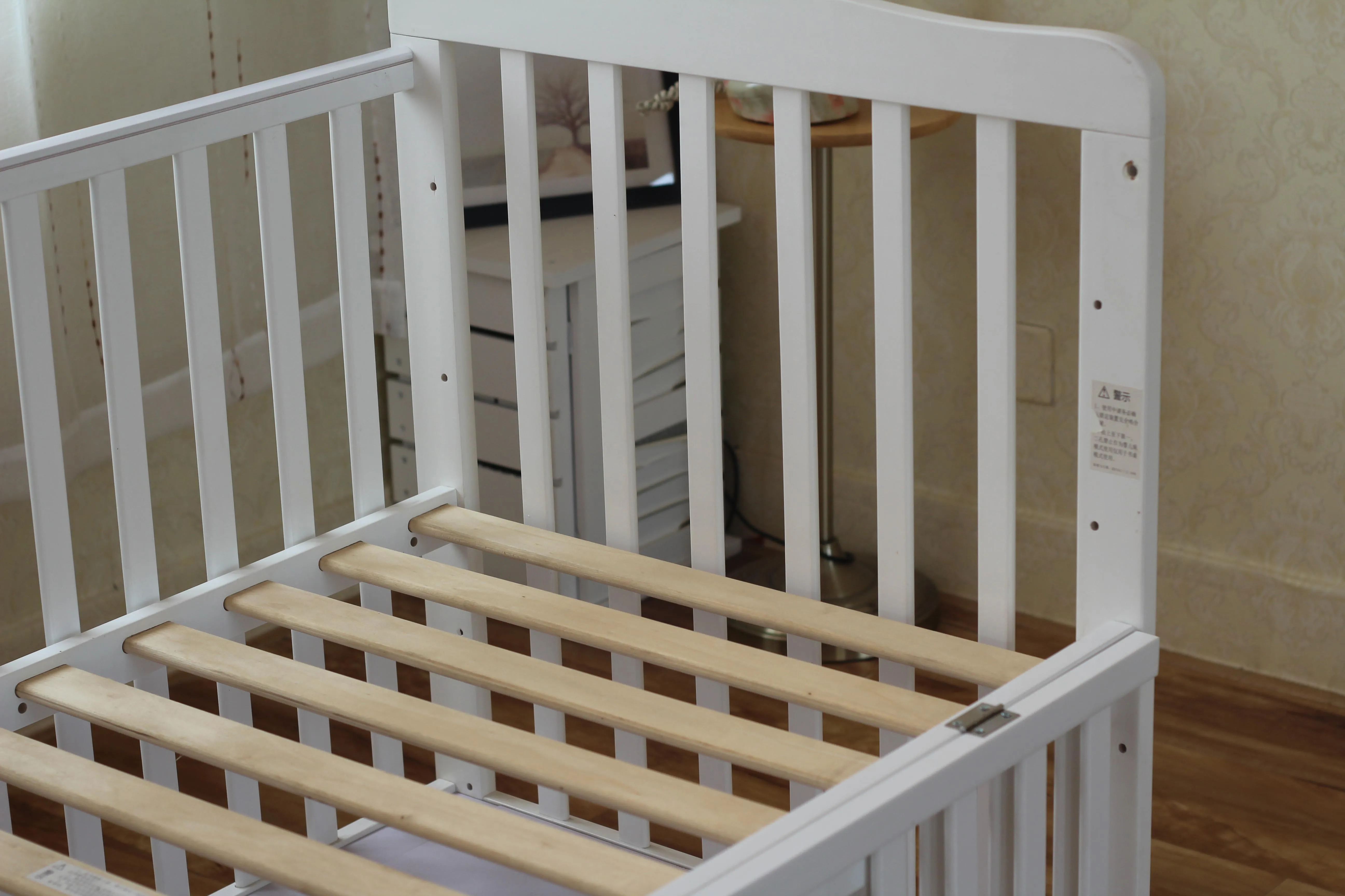 
Hot Sale Convertible wood natural cot baby cribs 