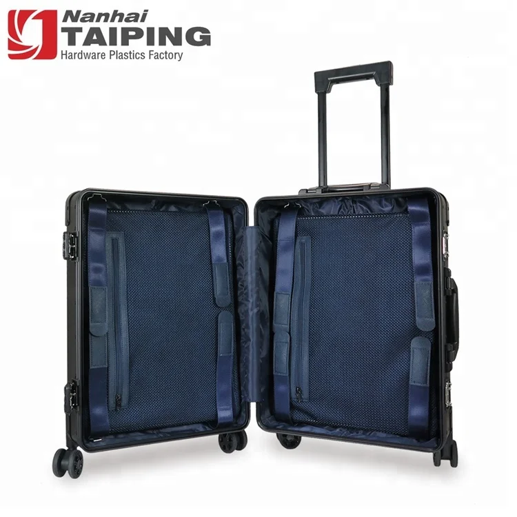 Gorgeous And Stylish Medium Sized Professional Suitcase