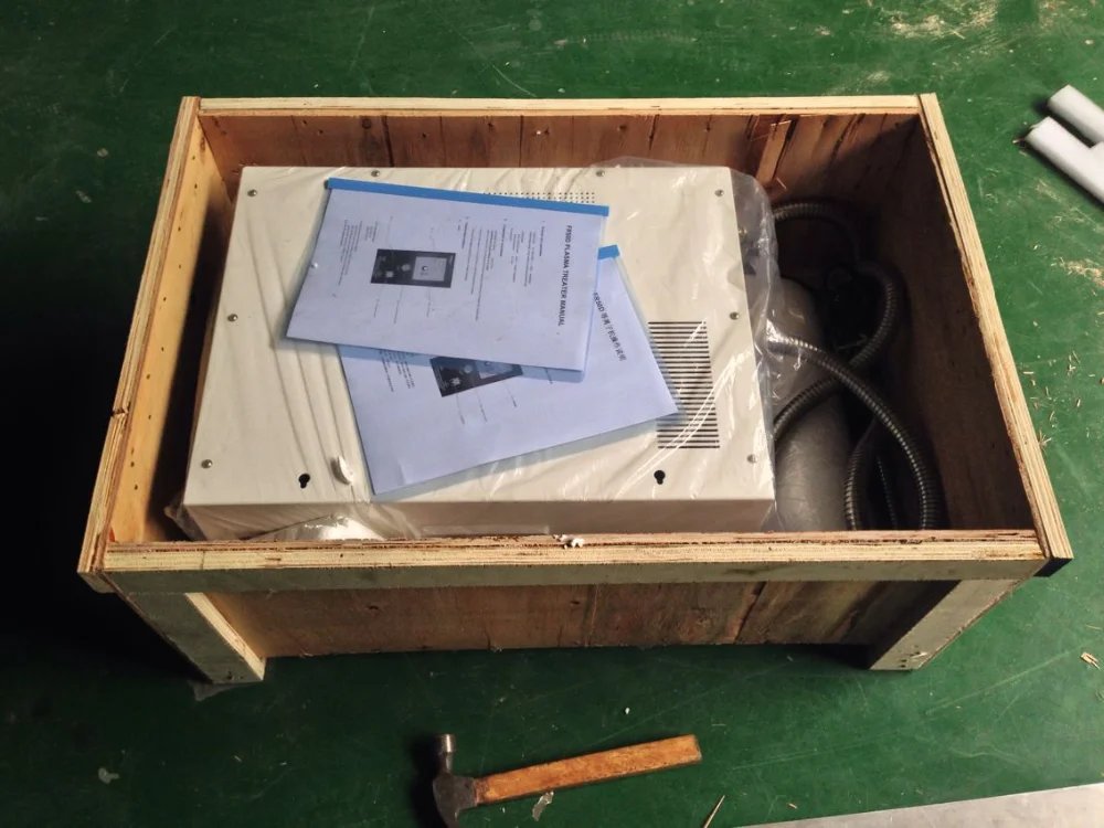 Plasma Treatment Device For Folder Gluing