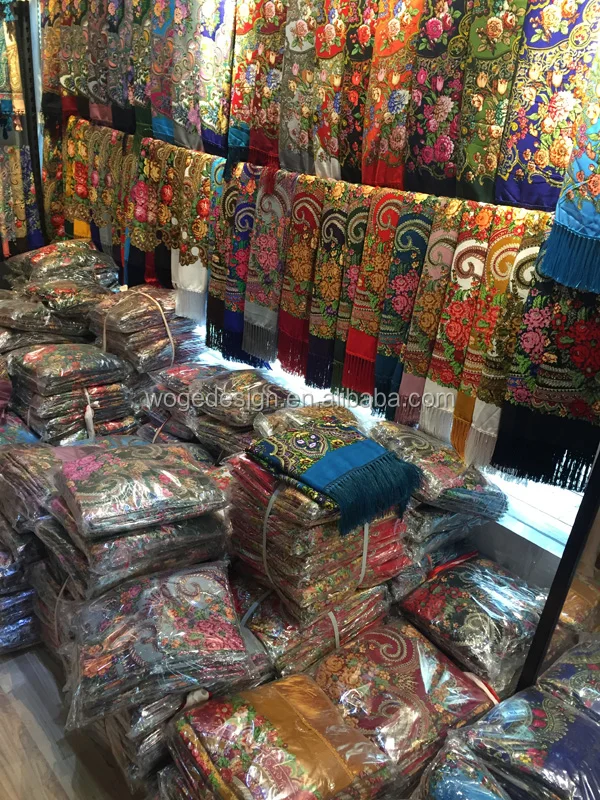 Best supplier Russian style bulk buy islamic wrap shawl scarfs boho hijab print lady viscose square floral scarf