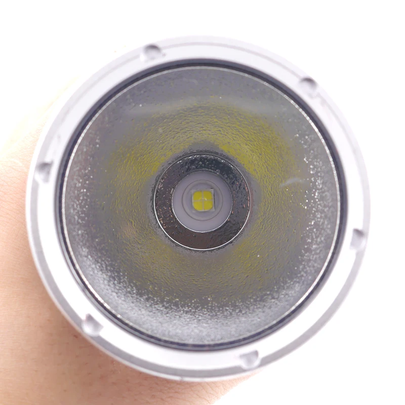 Professional XHP50 LED Aluminum Alloy 26650 Tactical Flashlight Waterproof Portable Diving Camping Light with IP68 Rating