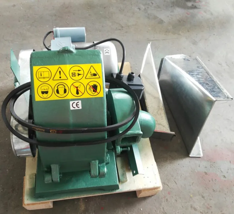 Small hammer mill for home and farm use