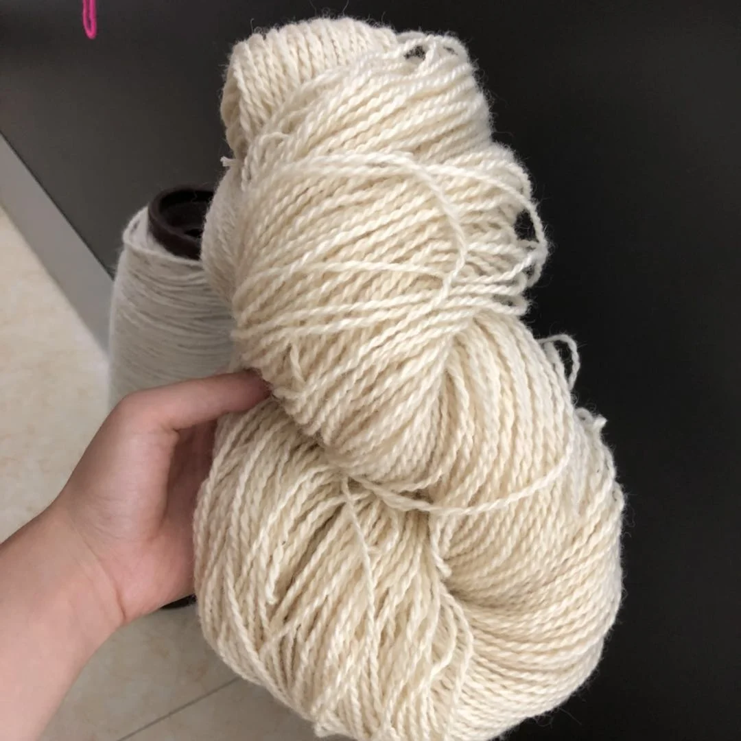 High Quality White or Dyed Pure New Zealand Wool Carpet Yarn