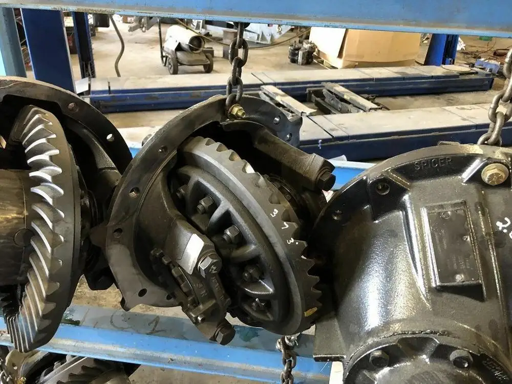 Дифференциал передний/задний Meritor