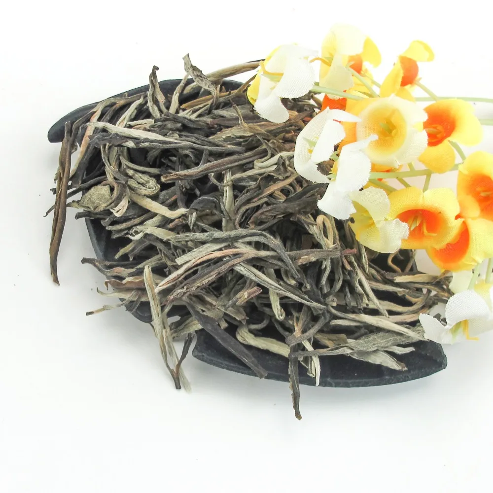 High qualtity Yunnan white tippy yellow buds white tea wholesale white tea