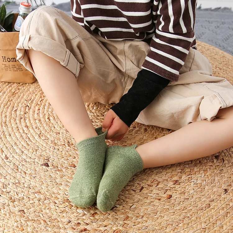 
2020 Hot wholesale fantastic cute monster pattern anti-bacterial anti slip sock baby 
