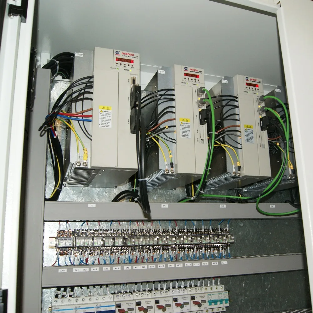 Fanuc Machining Center CNC Vertical Milling Machine VMC1060