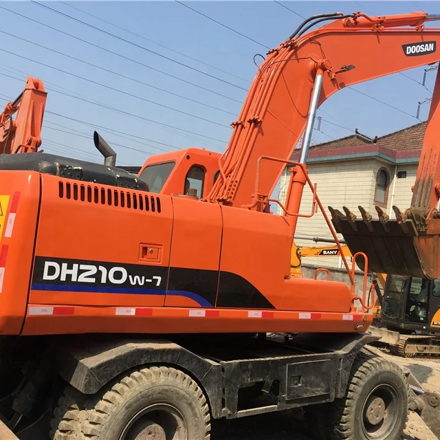 
Used Doosan excavator 210W-7 secondhand wheel excavator in working condition 
