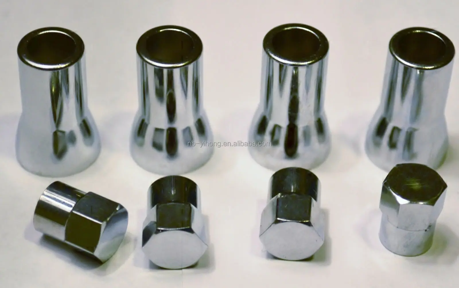 4 x Chrome Valve Stem sleeve Covers and Valve Caps for Standard 414 Car Valves