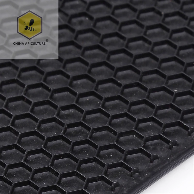 Beekeeping Tools Apiary Beekeeping Foundation Black Yellow Plastic Sheets Wax Coated