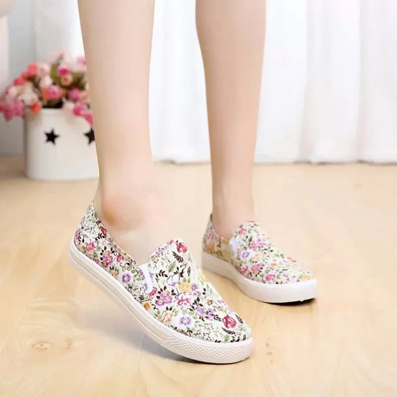 
2015 best flat canvas shoes for girl 