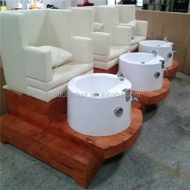 China Supplier Deluxe Pedicure Chair - 3-Seats Sofa for Nail Salon Foot SPA. High-Quality & Comfortable.