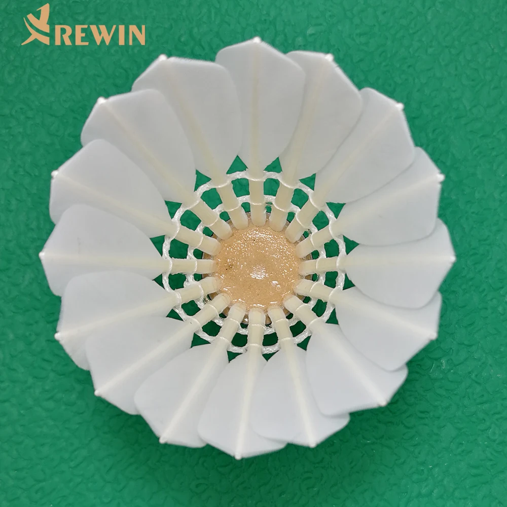 High Quality Cigu Duck Feather Badminton Shuttlecock   for International  Tournament