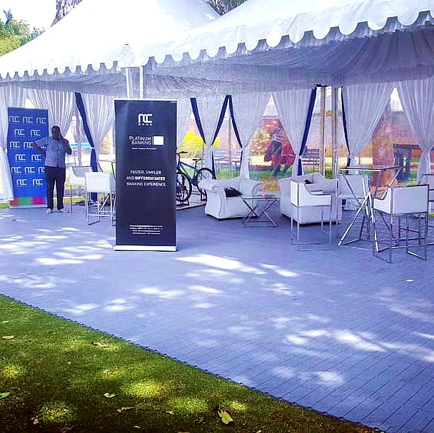 Plastic sports floor cover for tents and party, grass protection mat outdoor