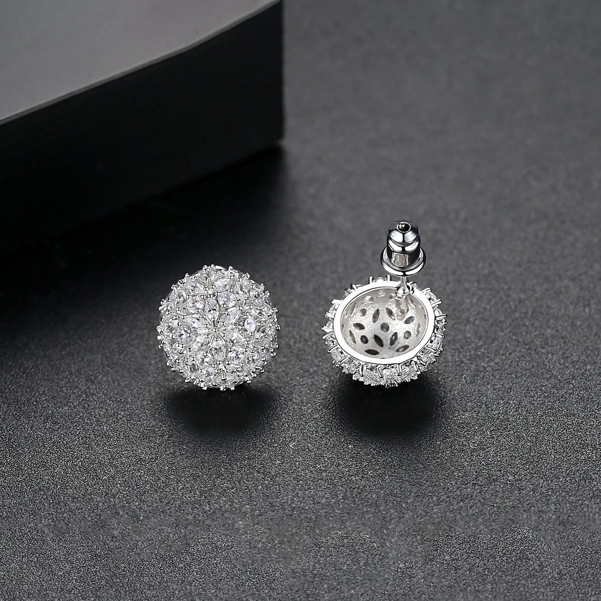 LUOTEEMI Flower Ball Cubic Zirconia Earrings Stud Zirconia Flowers Stud Earrings For Women Elegant