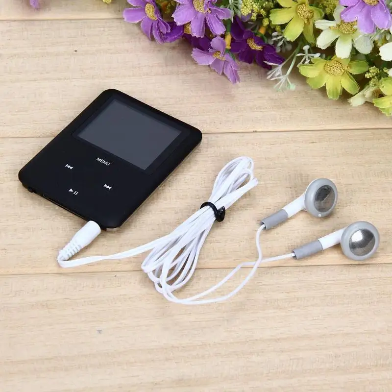 1.8 inch LCD Screen MP3 MP4 Music Player Metal Housing 4BG 8GB 16GB 32GB MP4 Player Support E-Book Reading FM Radio
