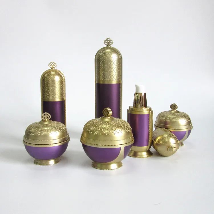 Wholesale skin care body cream bulk plastic jar with gold cap