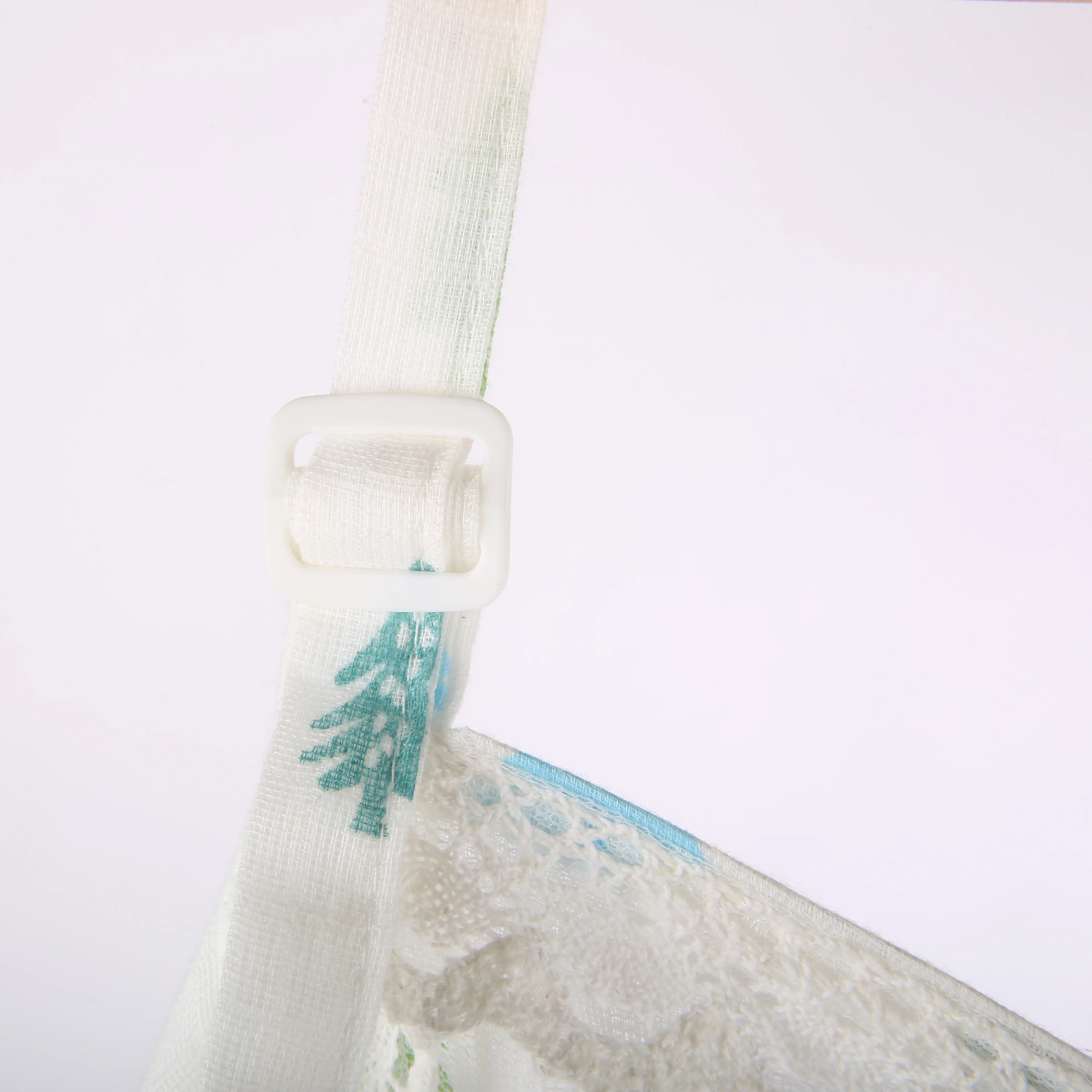 
Nursing Cover for Breastfeeding Infants | Free Matching Pouch Best Apron Cover up for Breast Feeding Breast Feeding Babies 