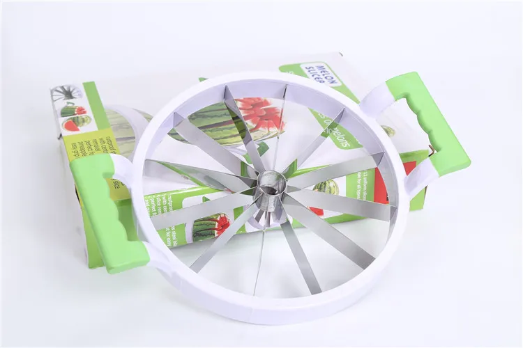 High quality non-slip handle melon slicer rustproof stainless steel watermelon cutter