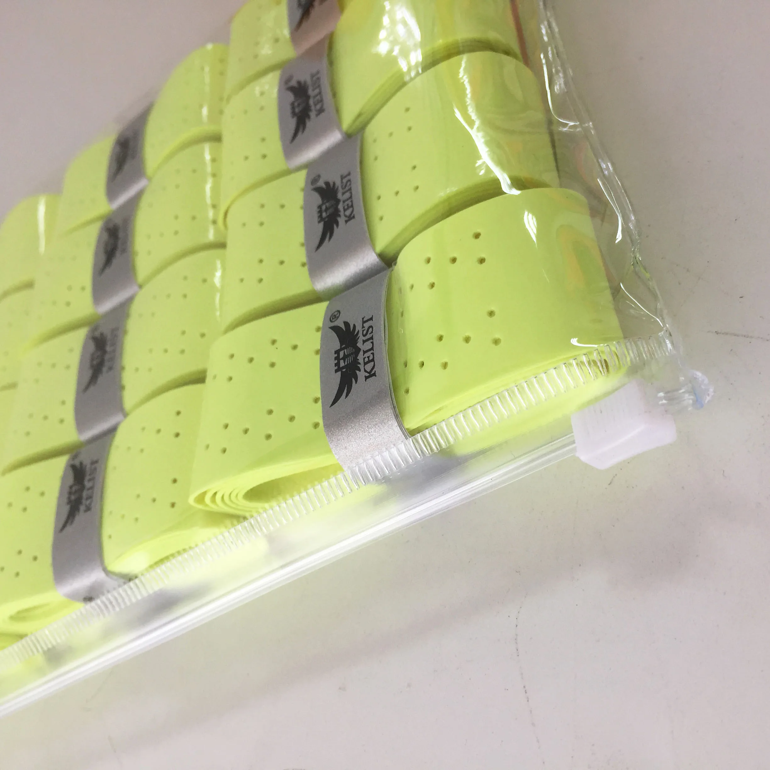 Famous brand  60 pcs Mix colors  Coated Anti-slip Overgrips  absorbent overgip tennis  for racket badminton