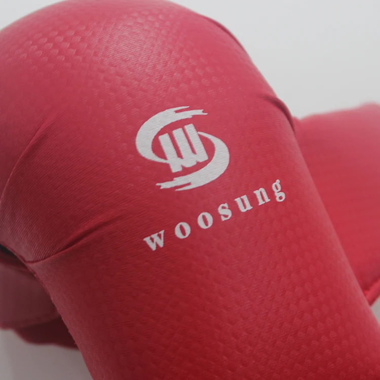 
2018 factory production hot sale white gloves hand protectors karate equipment 