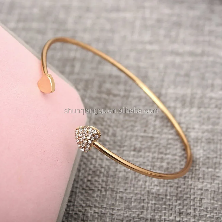 2018 Alibaba hot sale fashion rose gold bracelet for women