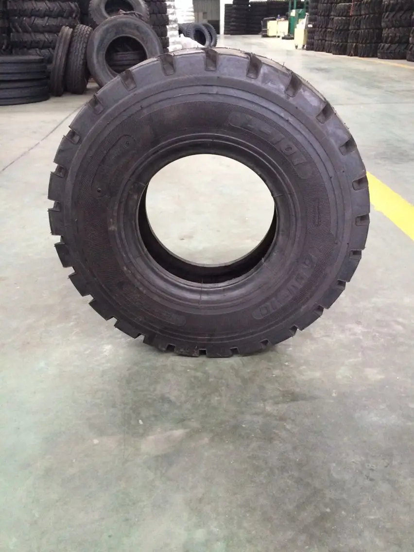 Industrial  Tire 700-15 Pneumatic Forklift Tire