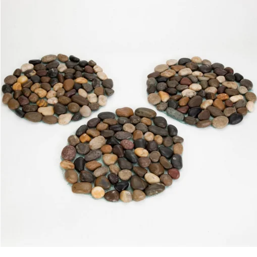 Paving Stones in Cobbles & Pebbles For Garden Deco