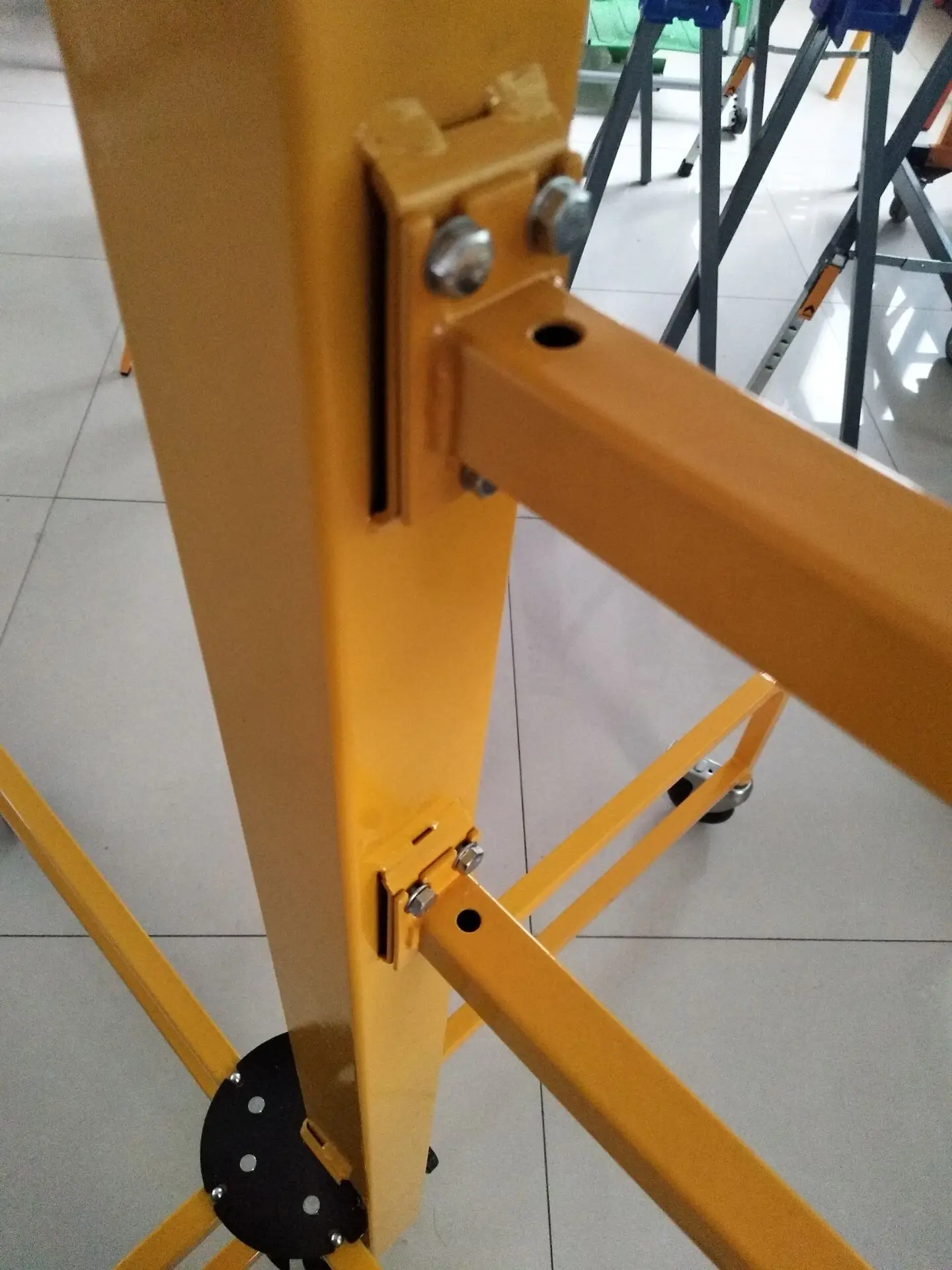 Drywall Lift Panel Hoist Dry Wall Jack Rolling Caster Lifter Lockable