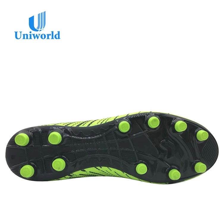 Vietnamese factory manufacturer Cheap Soccer Shoe Outdoor Long Spikes Football Boots For Men