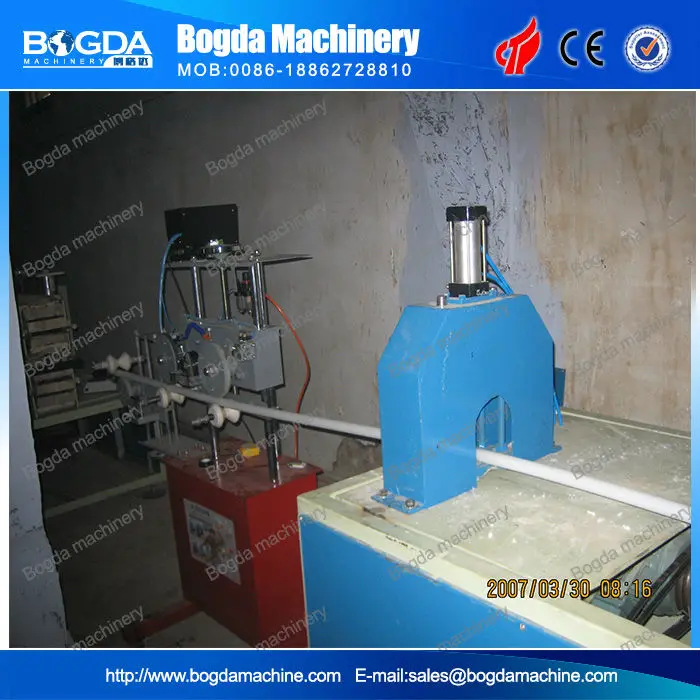 Автоматическое ПВХ трубы резки (опилки для резки)