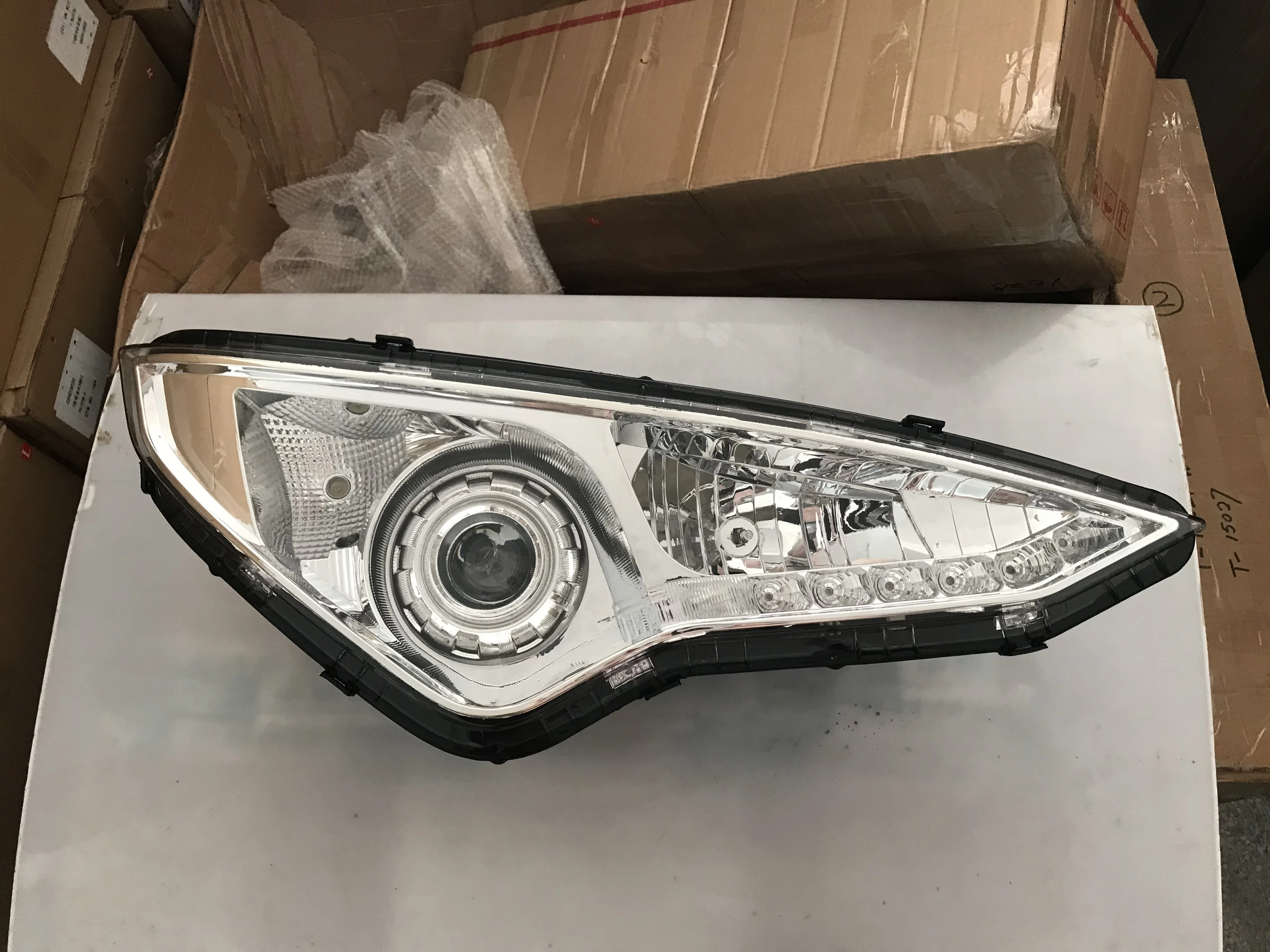 HC-B-1363 2020 Best Selling Coach parts bus front light led head lamp for BYD K9