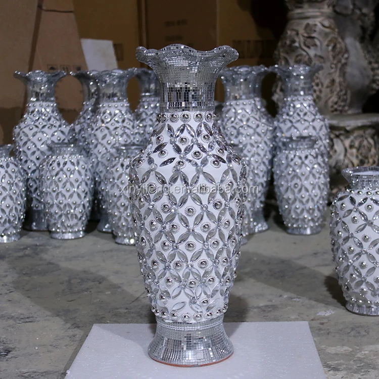 Tabletop decoration pieces custom transparent resin vase