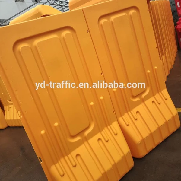 New product flood inflatable water barrier,plastic construction barrier