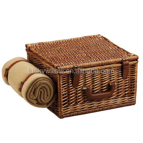 wicker picnic basket with ice bag,blanket,cutlery and ceramics (China supplier)