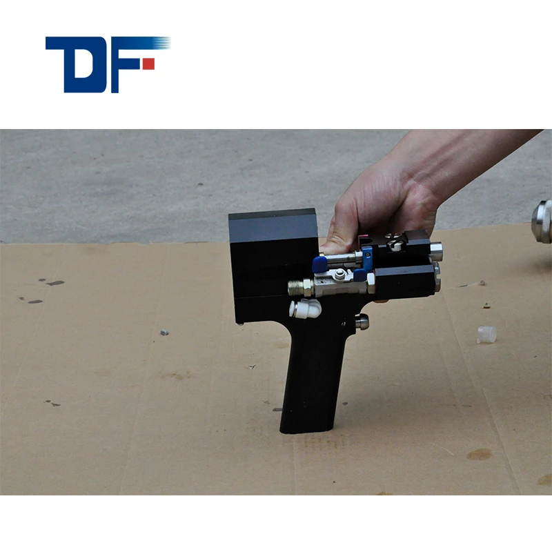 
Professional Quality Polyurea Coating Spray Gun For Wall And Roof And Tank Insulation 