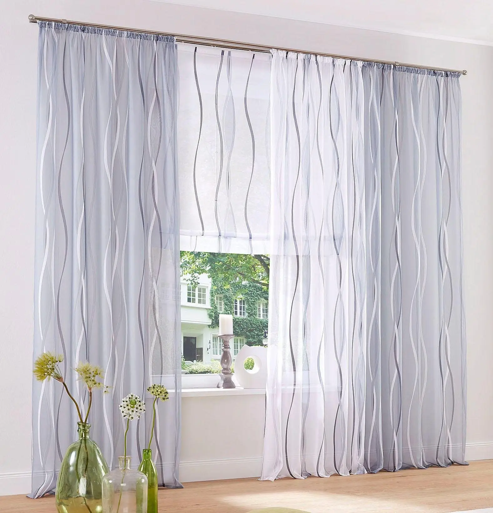 Semi-Sheer Elegant Embroidered Solid Window Sheer Curtains/Drape/Panels
