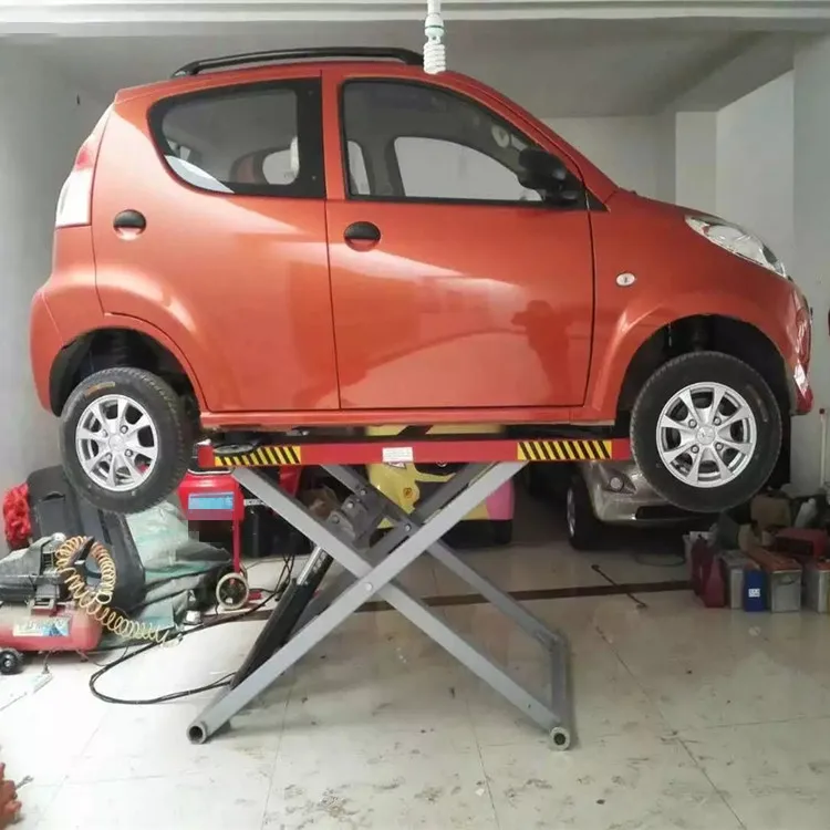 Cheap portable mini scissor car lift SP-606 use for car lifting in home garage