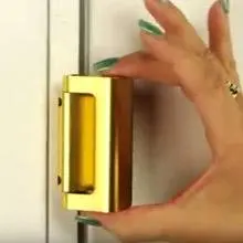 Wholesaler child proofing babymate door reinforcement lock, child safety product