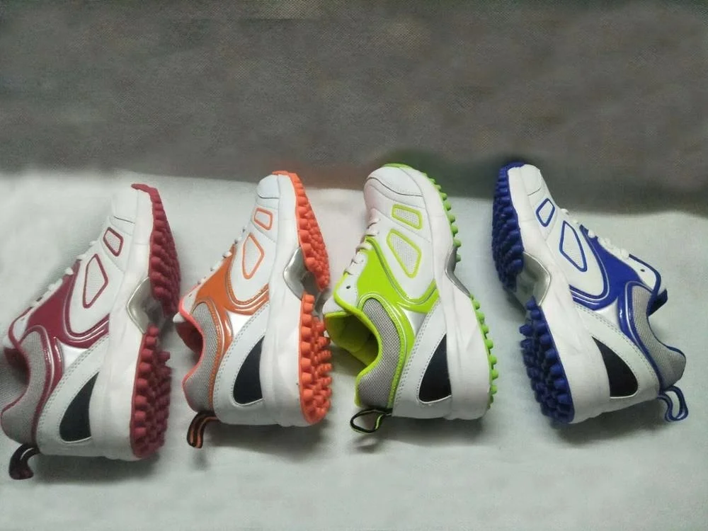 hot sale cricket spike shoes for men in pakistan