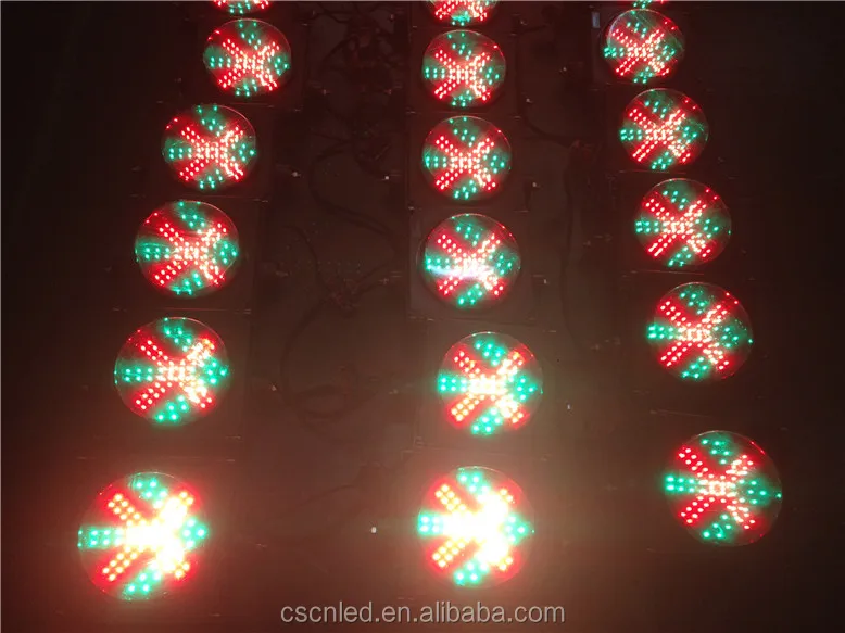 red cross green arrow 200mm traffic light