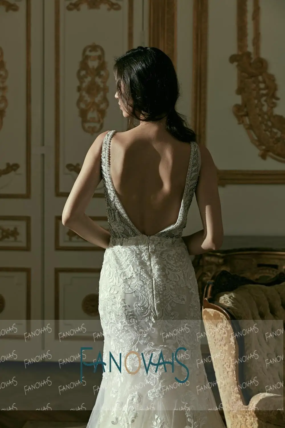 Роскошные свадебные платья с V-образным вырезом ASWY35