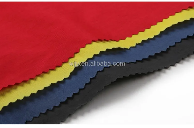 Полностью тусклый нейлоновый taslon / taslan 228T, Водонепроницаемая дышащая ткань с молочным влажным покрытием для лыжного спорта