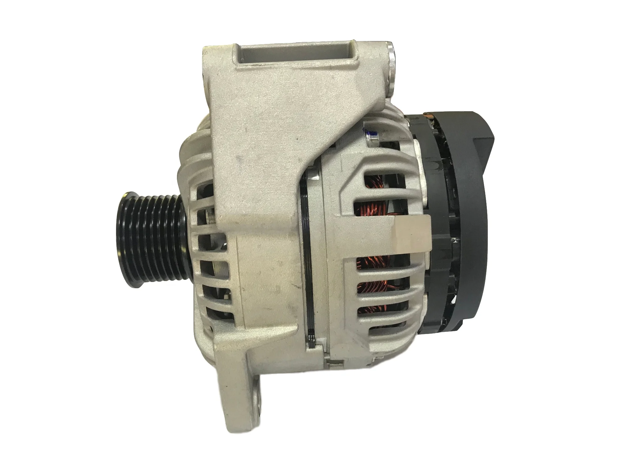 612630060039 Replace 0124555030 Steyr WD615 Weichai WP13 WP12 Coach Bus Alternator Alternator Assembly Engine Parts 1 Year,12