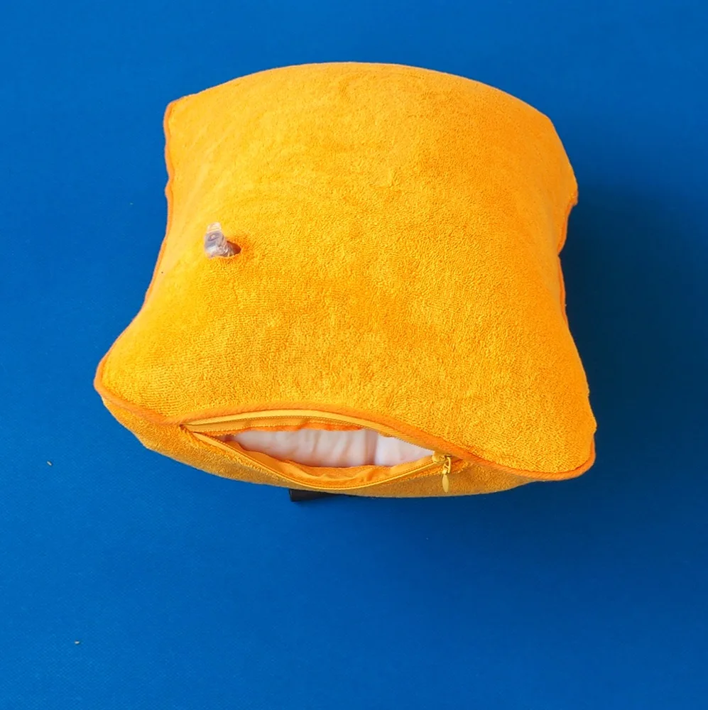 inflatable beach pillow with towel cover