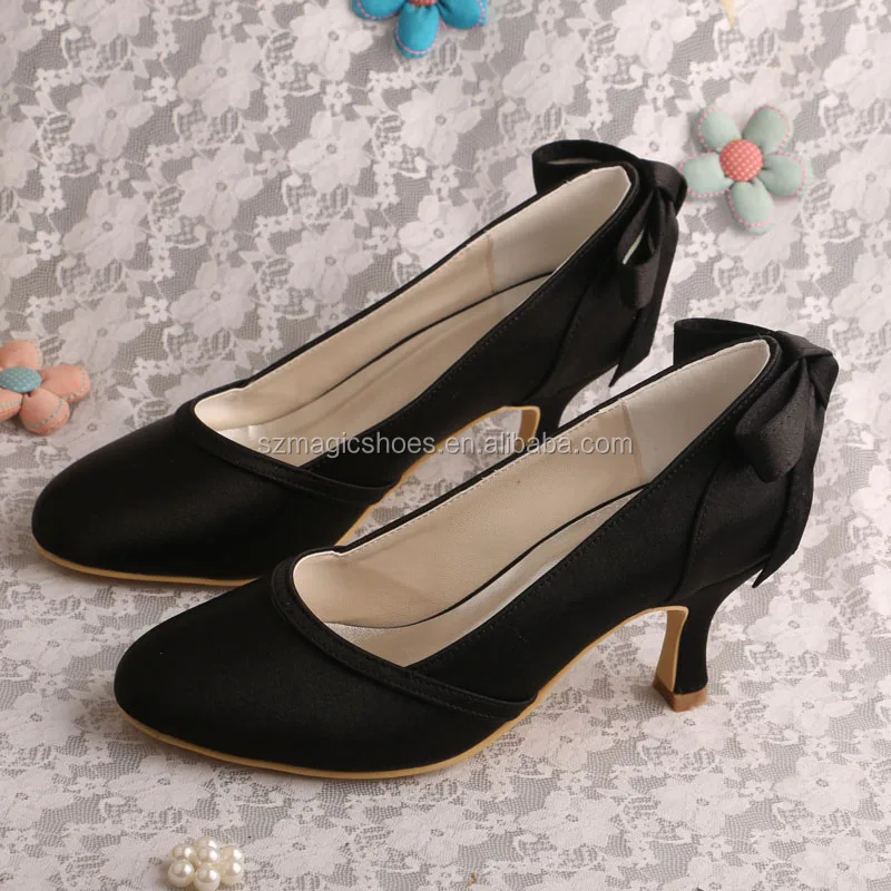Black Pumps with Bow Mid Heel