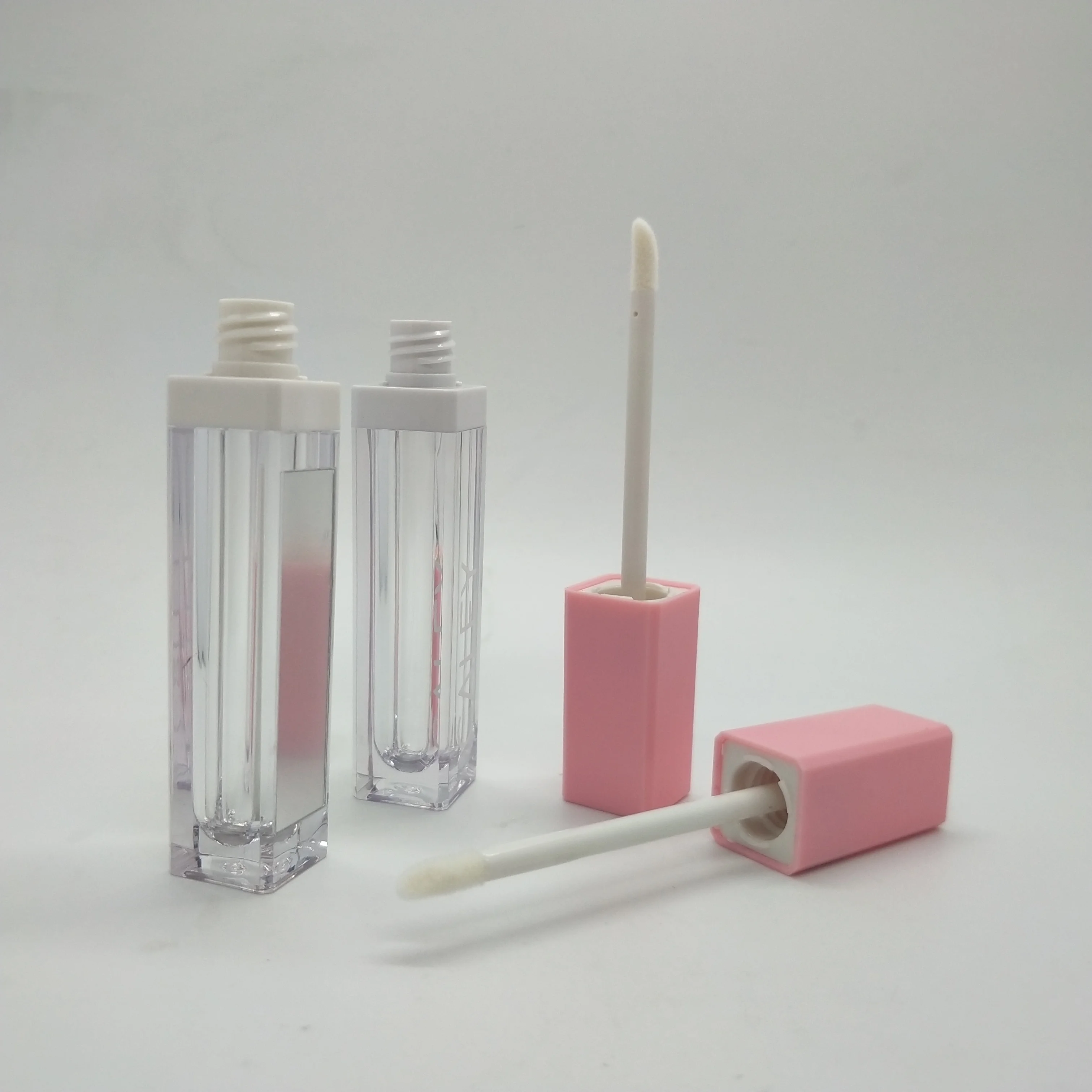 Wholesale custom matte light up led lip gloss tubes with mirror