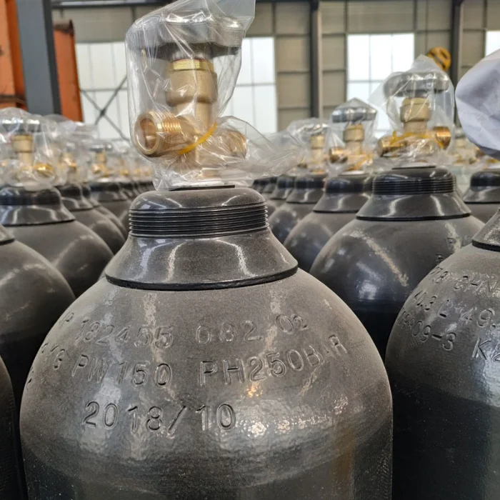 50 liter oxygen cylinder refill with O2 gas with  working pressure 150 bar